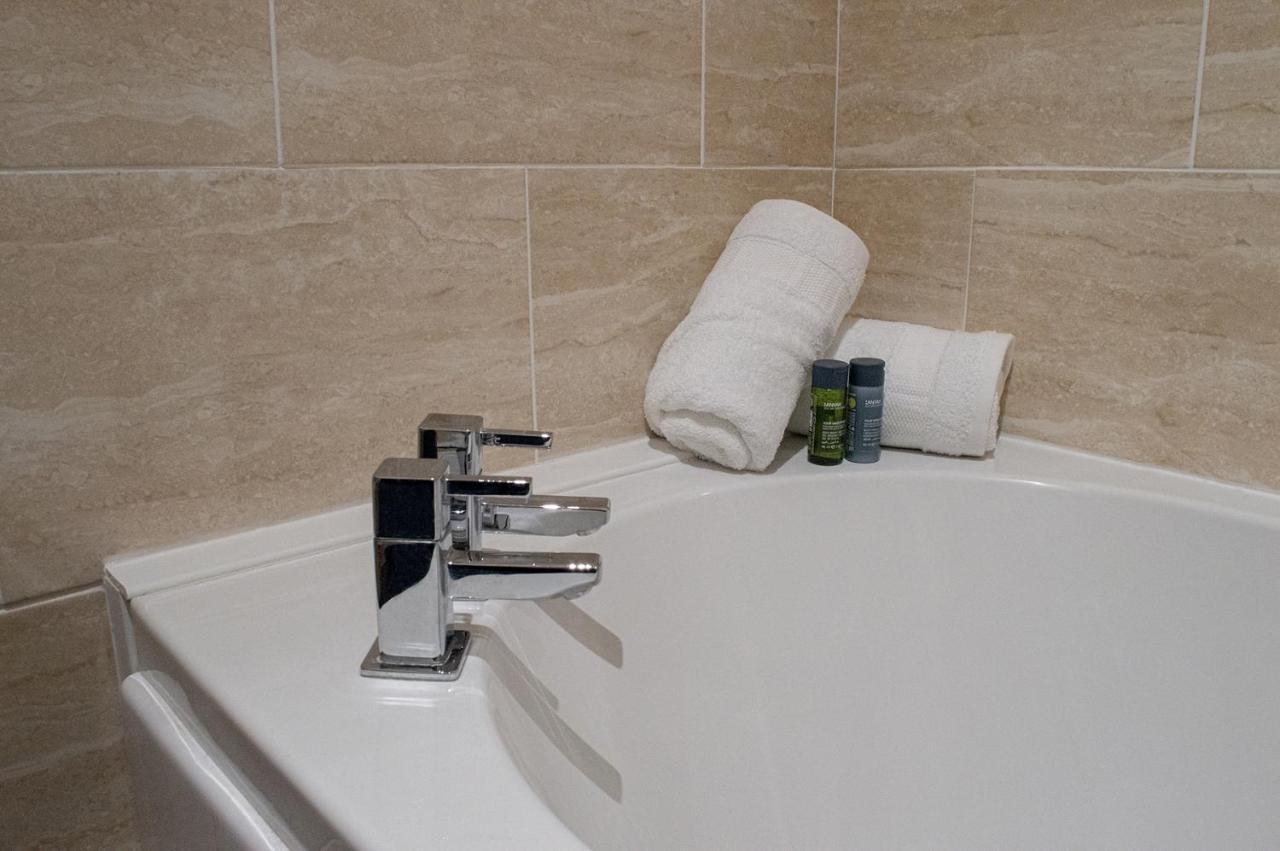 Bed& Boujee With Sea Views Apartment Торки Екстериор снимка