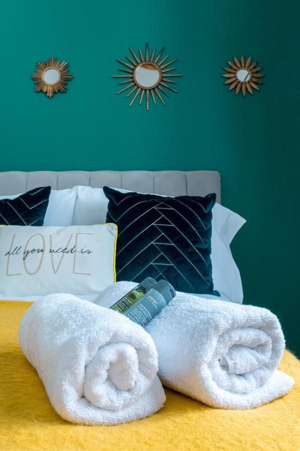Bed& Boujee With Sea Views Apartment Торки Екстериор снимка