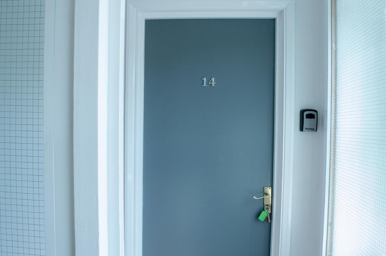 Bed& Boujee With Sea Views Apartment Торки Екстериор снимка