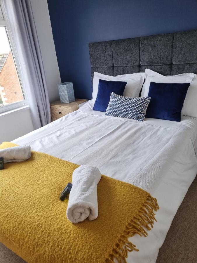 Bed& Boujee With Sea Views Apartment Торки Екстериор снимка