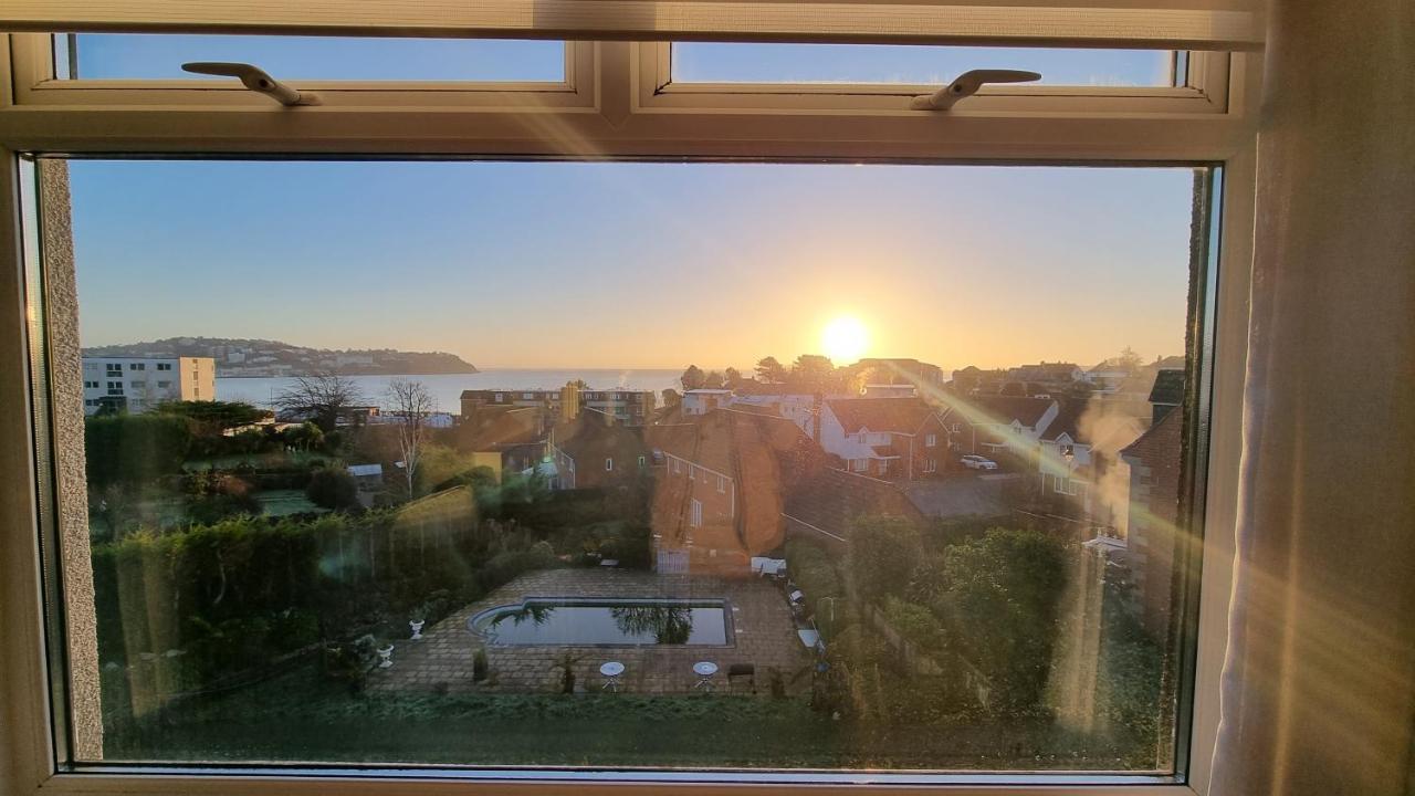 Bed& Boujee With Sea Views Apartment Торки Екстериор снимка